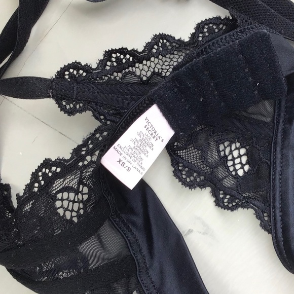 Victoria Secret black lace bra 2 thongs and garter - Picture 12 of 13